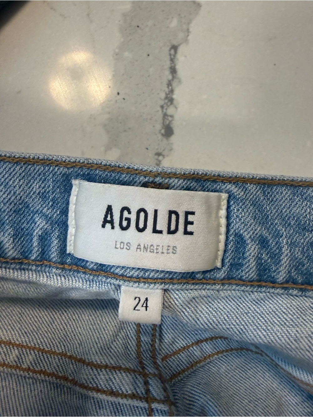 Agolde Riley High Rise Straight Crop Jeans - Picture 3 of 8